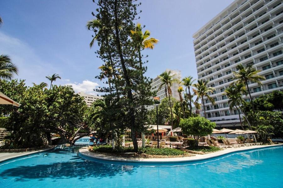 阿卡普尔科帝国酒店 外观 照片 The pool at the Royal