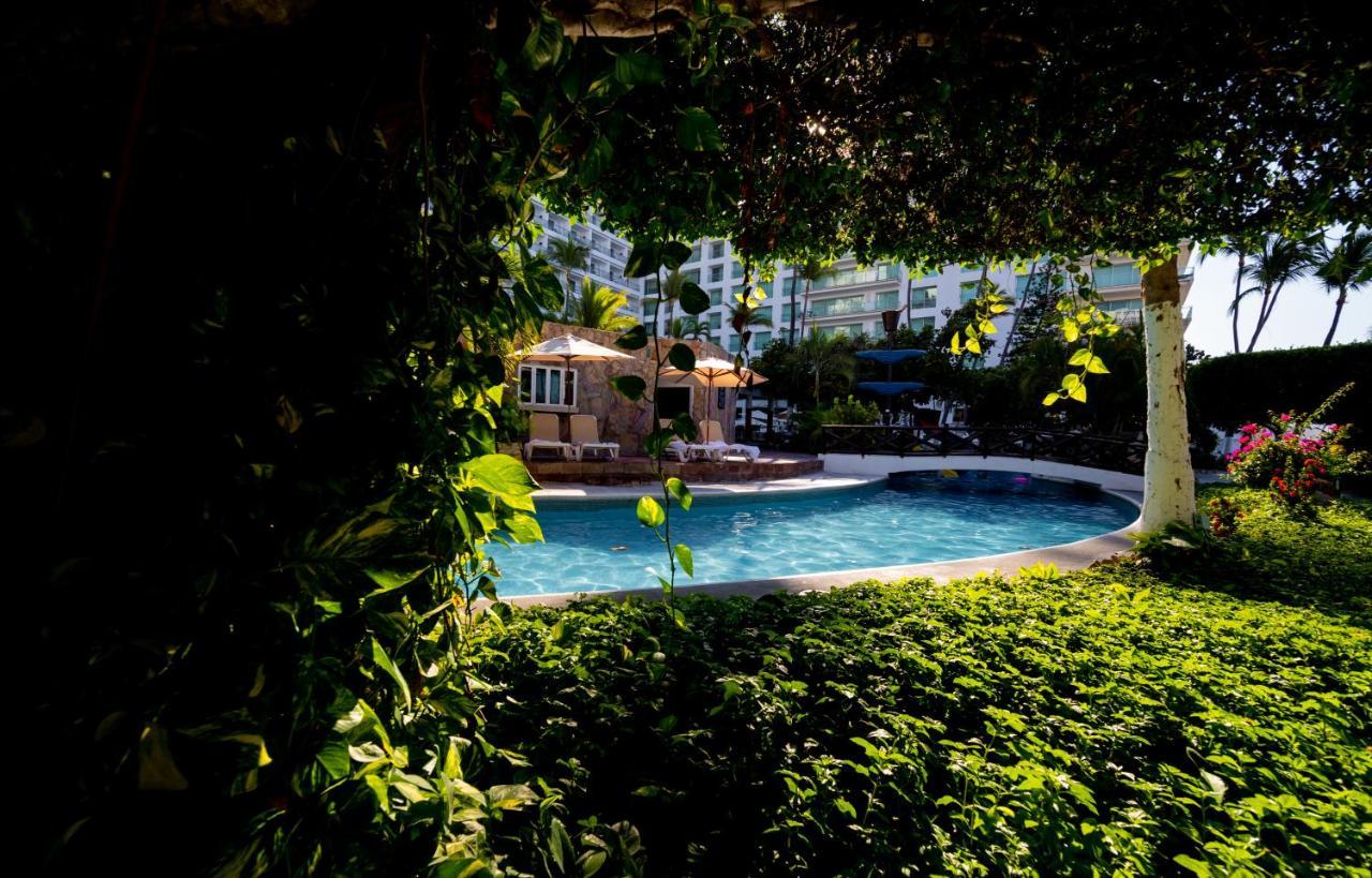 阿卡普尔科帝国酒店 外观 照片 The pool at the Hotel