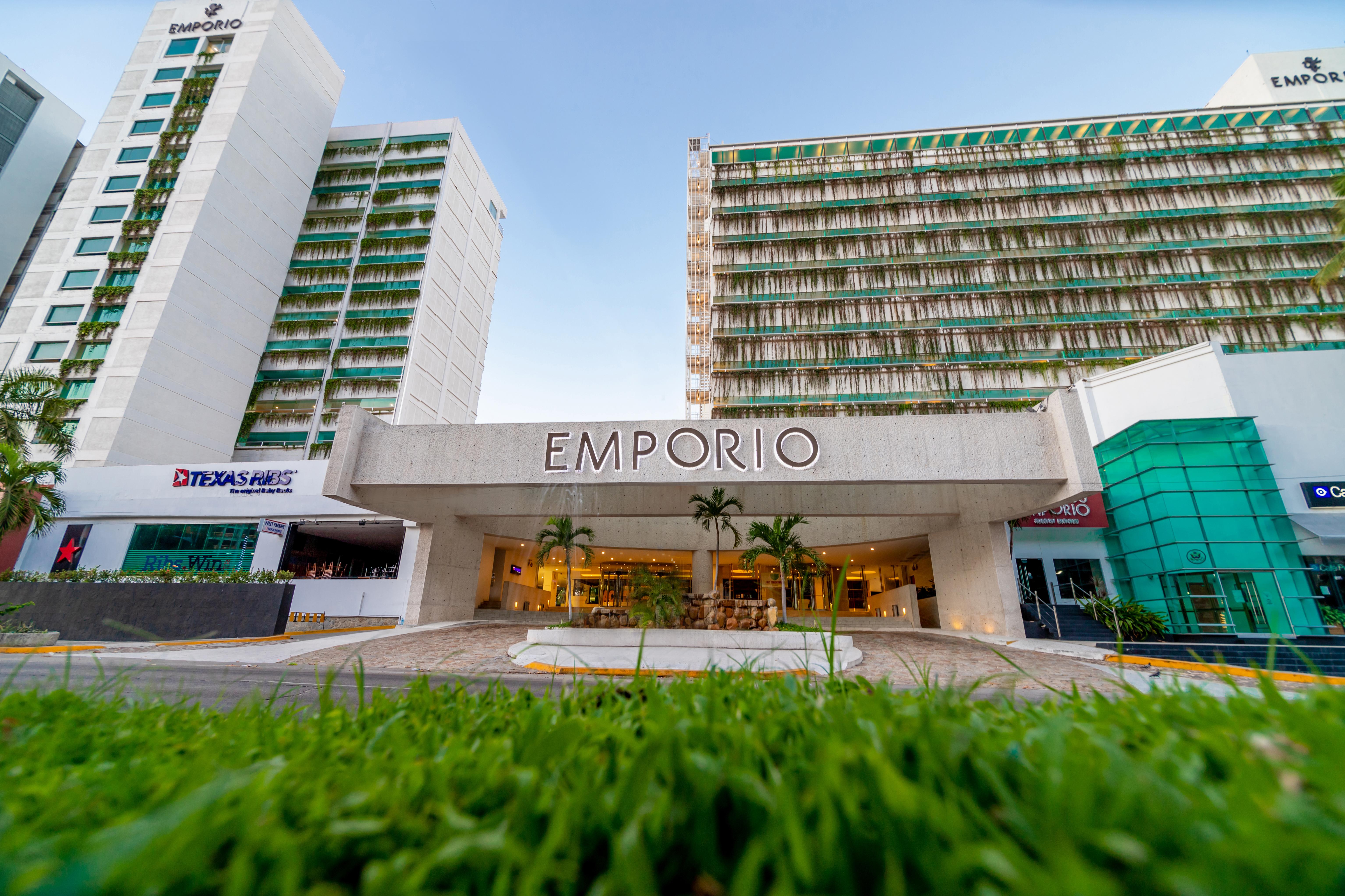 阿卡普尔科帝国酒店 外观 照片 Emporio shopping mall
